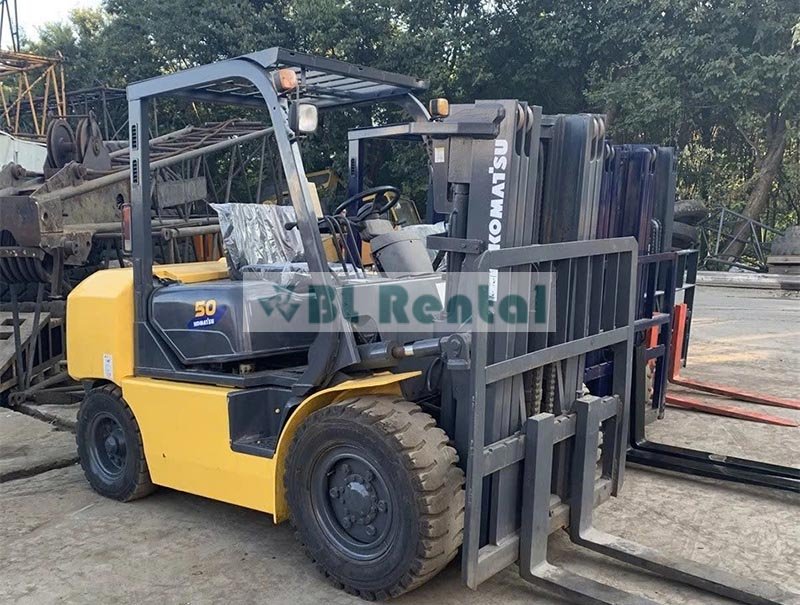 CHO THUÊ XE NÂNG MÁY DẦU ĐỜI CAO