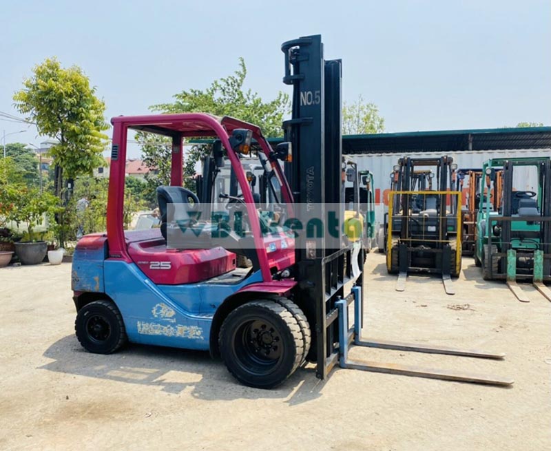 xe nâng nâng cao 4,5 mét tại bắc ninh