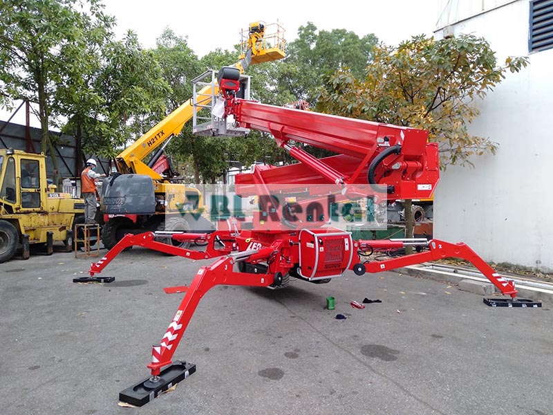 xe nâng người chân nhện tại hà nội